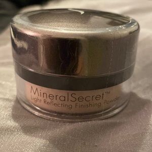 Sorme Mineral Secret Finishing Powder
